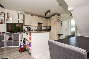 Photo 14- click for photo gallery